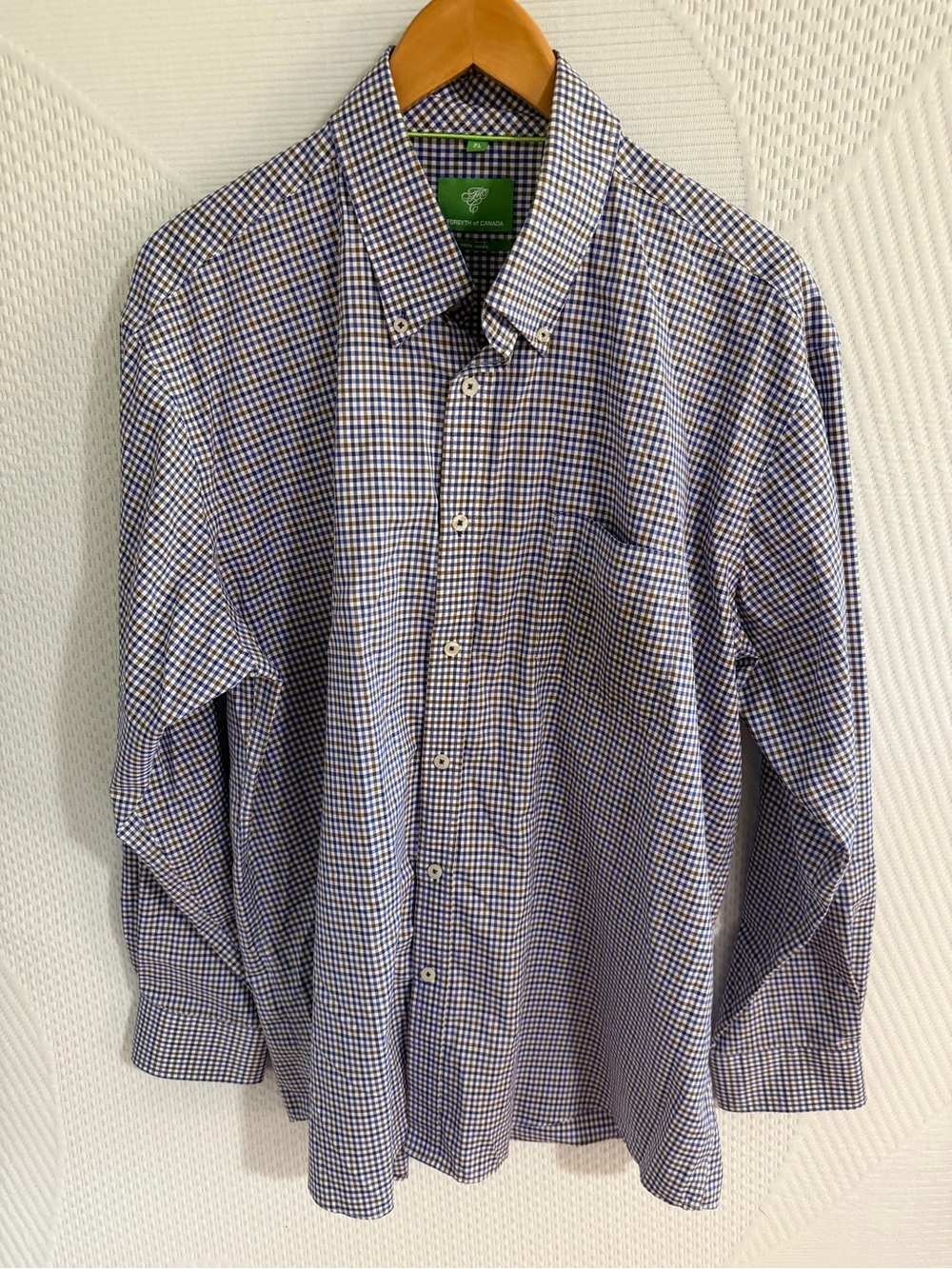 Men's Forsyth of Canada Button-Down Check Shirt - Blue & White NWOT